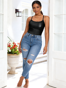 Camisole en similicuir grande taille pour femme - Débardeur ajusté à col rond pour les soirées décontractées et les sorties nocturnes - Product Image 2