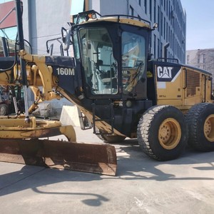 Motoniveladora de ruedas usada de tamaño pequeño Caterpillar 160M Original de EE. UU. a la venta - Product Image 6