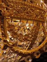 Lustre en cristal classique français de qualité supérieure à 3 niveaux, 27 ampoules E14, laiton clair, plaqué or 24 carats, pour salon de luxe
