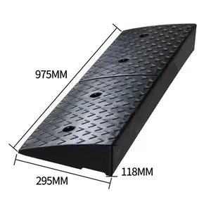 1120mm Altura Heavy Duty Street Veículo Portátil De Borracha Estrada Kerb Ramp Driveway Car Safety Curb Ramp