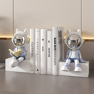 Sujetalibros de astronauta de resina, 2 piezas, diseño contemporáneo para decoración de estanterías y escritorios, uso para adultos - Product Image 1