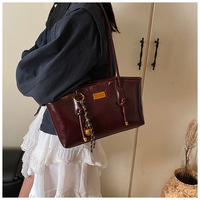 Sac fourre-tout carré en polyester pour femme, version coréenne d'été, en similicuir PU, nouvelle tendance mode, texture simple