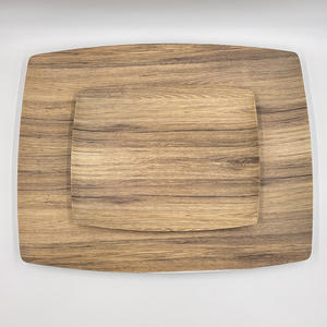 <span class=keywords><strong>Plateau</strong></span> <span class=keywords><strong>de</strong></span> service rectangulaire en mélamine imitation bois <span class=keywords><strong>de</strong></span> 13 pouces avec bord arrondi pour restaurant et usage domestique - Product Image 4