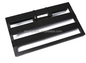 لوحة دواسات جيتار من الألومنيوم الأسود MPB-1 بتصميم مقاوم للماء ومتين، أبعادها 51×29×2 سم مع حقيبة حمل - Product Image 3