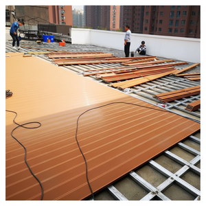 Revêtement de sol composite contemporain 3D en bois composite WPC avec trous carrés Design extérieur antidérapant populaire pour le style moderne - Product Image 1