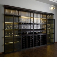 Armoire à vin personnalisée avec cadre en aluminium et porte en verre pour villa
