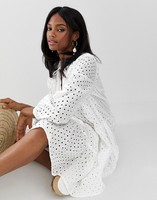 Robe mini trapèze à volants bohème d'été en broderie