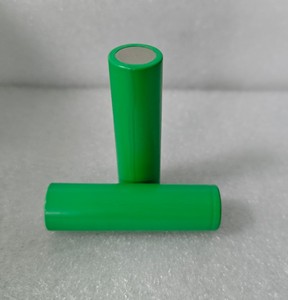 18650 באיכות גבוהה נטענת lifepo4 מוצק לחצן המדינה 3000mah <span class=keywords><strong>3.7V</strong></span> <span class=keywords><strong>4000</strong></span> מחזורים עבור לייזר לפיד flight - Product Image 3