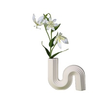 Vase en céramique de luxe 2021, ornements modernes de forme géométrique, vase à fleurs, décoration de bureau, pots de fleurs pour plantes
