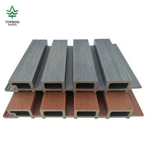 Panel de Pared Exterior Moderno de WPC, Impermeable, Acanalado, Revestimiento Exterior para Hoteles y Uso Doméstico - Product Image 1