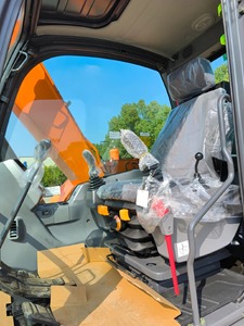 รถขุดตีนตะขาบขนาดเล็ก Develon DX75 7.5 ตัน ระบบไฮดรอลิก สำหรับงานก่อสร้าง - Product Image 6