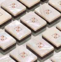 Jeu de Mahjong américain en acrylique, motif campagne verte gravé, 160 pièces, 4 couches, 4 joueurs, avec tapis et supports pour table de jeu