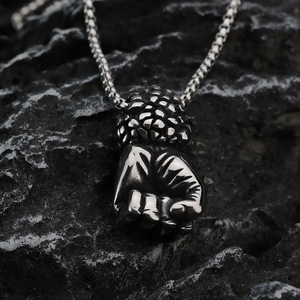 Collar de Acero Inoxidable con Colgante de Puño para Hombre, Estilo Hip Hop, Diseño Geométrico, Joyería de Regalo - Product Image 1