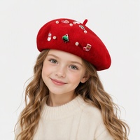 Chapeau Béret de Noël Mignon pour Enfants, Bonnet en Laine avec Breloques Bonhomme de Neige, Sapin, Chaussette et Perles, Coiffe de Noël pour Femmes, Décoration de Noël