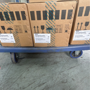 Controlador de Motor 1FK7080-5AF71-1KG0 400V Funcionamiento a Temperatura Normal - Product Image 2