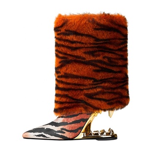 Botines de tacón de cuña con forma de dientes de piel para mujer, botines cortos con punta estrecha y estampado, zapatos de diseñador para escenario - Product Image 3