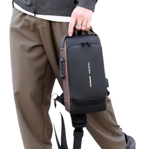 Nueva Bolsa de Pecho Antirrobo para Hombre con Carga USB, Correa para el Hombro, para la Escuela, Gimnasio, Ejercicio - Product Image 5