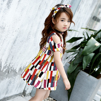 Robe d'été moderne pour enfants, style épaules dénudées, pour boutiques de vêtements pour enfants en gros