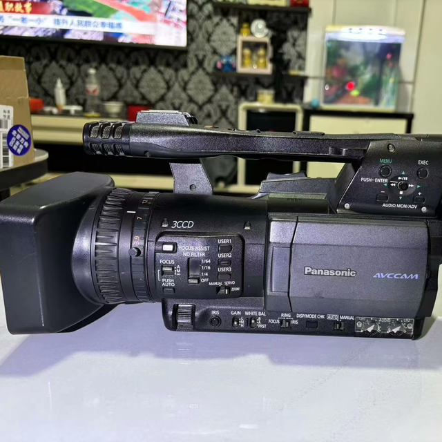 AG-HMC153MC Professional Handheld Video Camcorder 13X Optical Zoom for Conferences Low Price