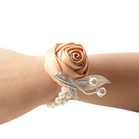 Homme Mariage Boutonnière Soie Roses Poignet Corsage Bracelet Demoiselle D'honneur Fleurs Témoin Boutonnière Costume Accessoires