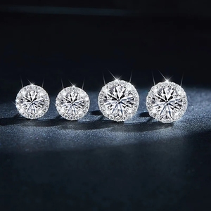 Boucles d'oreilles clous romantiques pour femme 0,5 ct, forme boule, moissanite sertie griffe en or rose pour anniversaire et fiançailles - Product Image 4