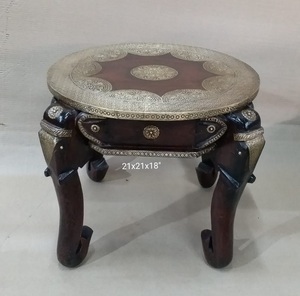 Tabouret ajusté en laiton de meilleure qualité fait à la main traditionnel indien petit éléphant en bois Ottoman Design moderne le plus vendu pour la décoration intérieure - Product Image 1