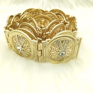 C <span class=keywords><strong>Ceinture</strong></span> Marocaine Fine Carré <span class=keywords><strong>Caftan</strong></span> <span class=keywords><strong>Ceinture</strong></span> Bijoux De Mariage Arabe Or <span class=keywords><strong>Argent</strong></span> Couleur Cristal Métal <span class=keywords><strong>Ceinture</strong></span> pour Femmes Cadeau De Mariée - Product Image 3