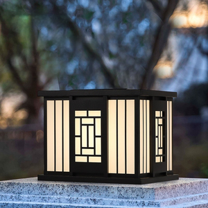 Moderno IP65 luci solari a LED impermeabili da giardino eleganti <span class=keywords><strong>fari</strong></span> a colonna esterna a risparmio energetico con telecomando - Product Image 1