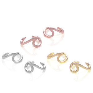 Orecchini a onda in stile coreano da donna, alla moda, minimalisti, eleganti, con clip, senza piercing. - Product Image 4