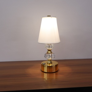 Lampe de table en cristal de luxe créative nordique pour chambre à coucher - Product Image 2