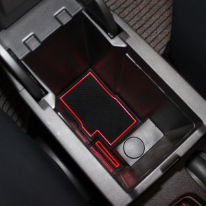 Accessoires antidérapants pour l'intérieur de la voiture Doublure de console centrale pour <span class=keywords><strong>Suzuki</strong></span> <span class=keywords><strong>SX4</strong></span> <span class=keywords><strong>S</strong></span>-<span class=keywords><strong>Cross</strong></span> 2014-2018 Porte-gobelet Inserts Tapis de porte - Product Image 3