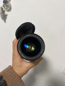 เลนส์ระดับมืออาชีพ Canon EF 24-70mm f/2.8L USM เลนส์ซูมรูรับแสงกว้างสำหรับการถ่ายภาพงานแต่งงานและงานอีเว้นท์ - Product Image 2
