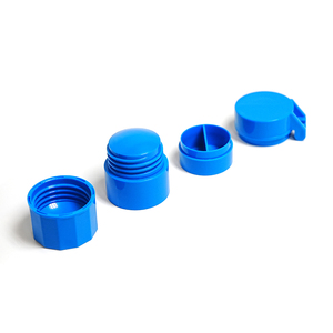 Broyeur de pilules portable 3-en-1 avec boîte de rangement, coupe-comprimés et pulvérisateur <span class=keywords><strong>pour</strong></span> une gestion facile des médicaments - Product Image 6