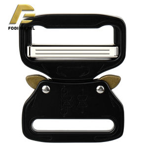 T5037 Custom Logo Taktisches Hunde halsband mit verstellbarer Schnalle für Rottweiler und mittlere Hunderassen - Product Image 4