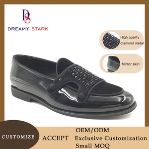 Mocassins Homme en Daim Haut de Gamme à Motif Cœur Rêveur Stark - Antidérapants et Respirants pour Bureau et Carrière Automne/Hiver - Product Image 3