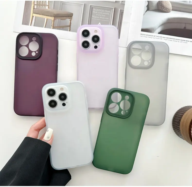 Super Comfortable Skin Feel Silicone Phone Case For iPhone 14 15 New Translucent Liquid Silicone Soft Case With Box Packaging