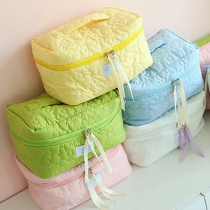 Estuche para cosméticos de maquillaje poliéster nube reutilizable almacenamiento de gran capacidad al por mayor bolsa súper suave colores caramelo diseño personalizado cremallera - Product Image 2