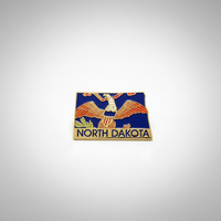 GREPAS GIFTS Épinglette de revers plaquée or en forme de drapeau de l'État du Dakota du Nord, 1,25 pouce