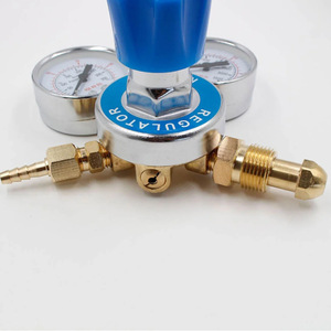 Régulateur de pression d'oxygène et d'acétylène G5/8, vanne de réduction de dioxyde de carbone ; Jauge d'oxygène et d'acétylène pratique - Product Image 3