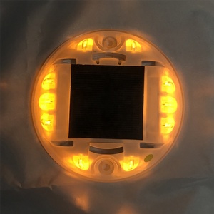 30ton capacidad de <span class=keywords><strong>carga</strong></span> anti-UV PC Super brillo Taiwán Epistar Chip de luz LED ojo de gato semental de carretera luz de tráfico - Product Image 1