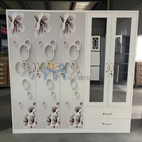 Armoire en acier à 5 portes coulissantes avec un design minimaliste moderne, multifonctionnelle, résistante à l'humidité, meubles de rangement pour chambre à coucher