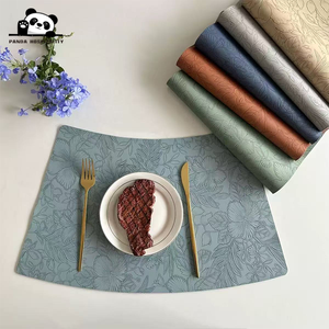 Tapete Antideslizante Creativo de Cuero con Patrón de Doble Cara, Estilo Occidental en Forma de Abanico, para Mesa de Hotel u Hogar - Product Image 2