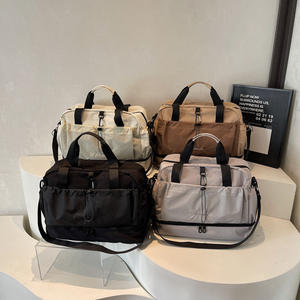 Sac de voyage multifonction grande capacité pour courts séjours, avec séparation sec/humide, en nylon, sac de sport avec compartiment à chaussures - Product Image 3