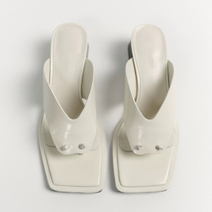 Sandales à talons hauts pour femmes, tendance mode, en cuir de vache importé, bout carré, talon épais, printemps été - Product Image 2