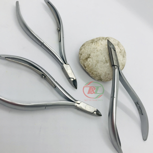 Pince à cuticules en acier inoxydable, prix usine, Durable, Vietnam, de bonne qualité, coupe-ongles - Product Image 1