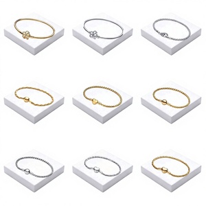 Bracciale <span class=keywords><strong>Pandora</strong></span> da Donna Fai-da-Te con Charm a Forma di Zucca e Catena a Tre Fili Intrecciati in Argento 925 di Alta Qualità, Collezione 2026 - Product Image 1