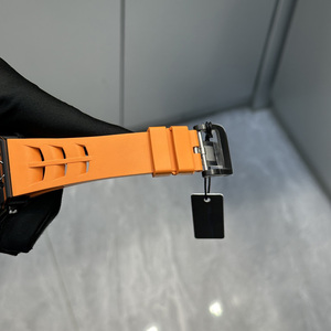 นาฬิกาข้อมือผู้ชาย YRM11-03 รุ่นคาร์บอนไฟเบอร์ ดีไซน์หรูหรา พร้อมกลไกจับเวลาแบบ 7750 - Product Image 3