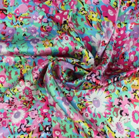 Tissus d'impression numérique personnalisés en gros, satin de soie pour femmes, tissu 100% polyester, satin floral pour vêtements
