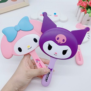 Miroir de poche KT avec peigne Kuromi My Melody Cinnamoroll, miroir de maquillage portable pour enfants et filles, ensemble miroir et peigne - Product Image 4