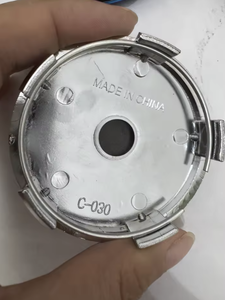 Tapas Centrales para Ruedas de Coche de 55 mm, 56 mm, 65 mm, 66 mm, 70 mm, 76 mm para <span class=keywords><strong>VW</strong></span> Skoda, Cubierta de ABS con Acabado Negro, Marca Capas, Fácil Instalación - Product Image 2